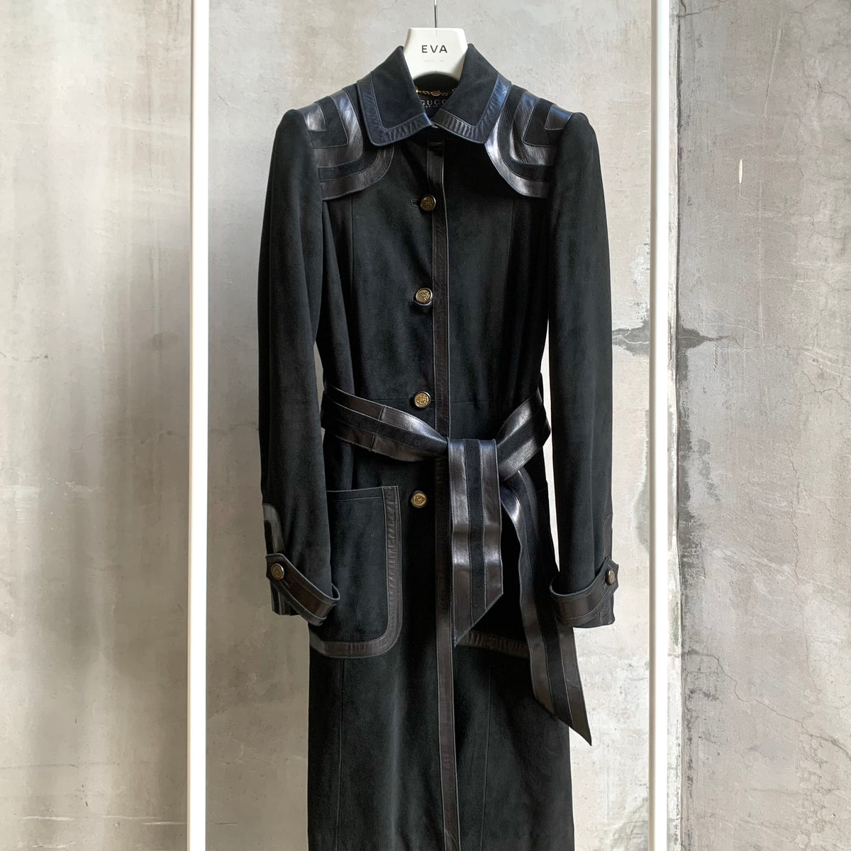 EB78B40A-C593-4114-8DE6-